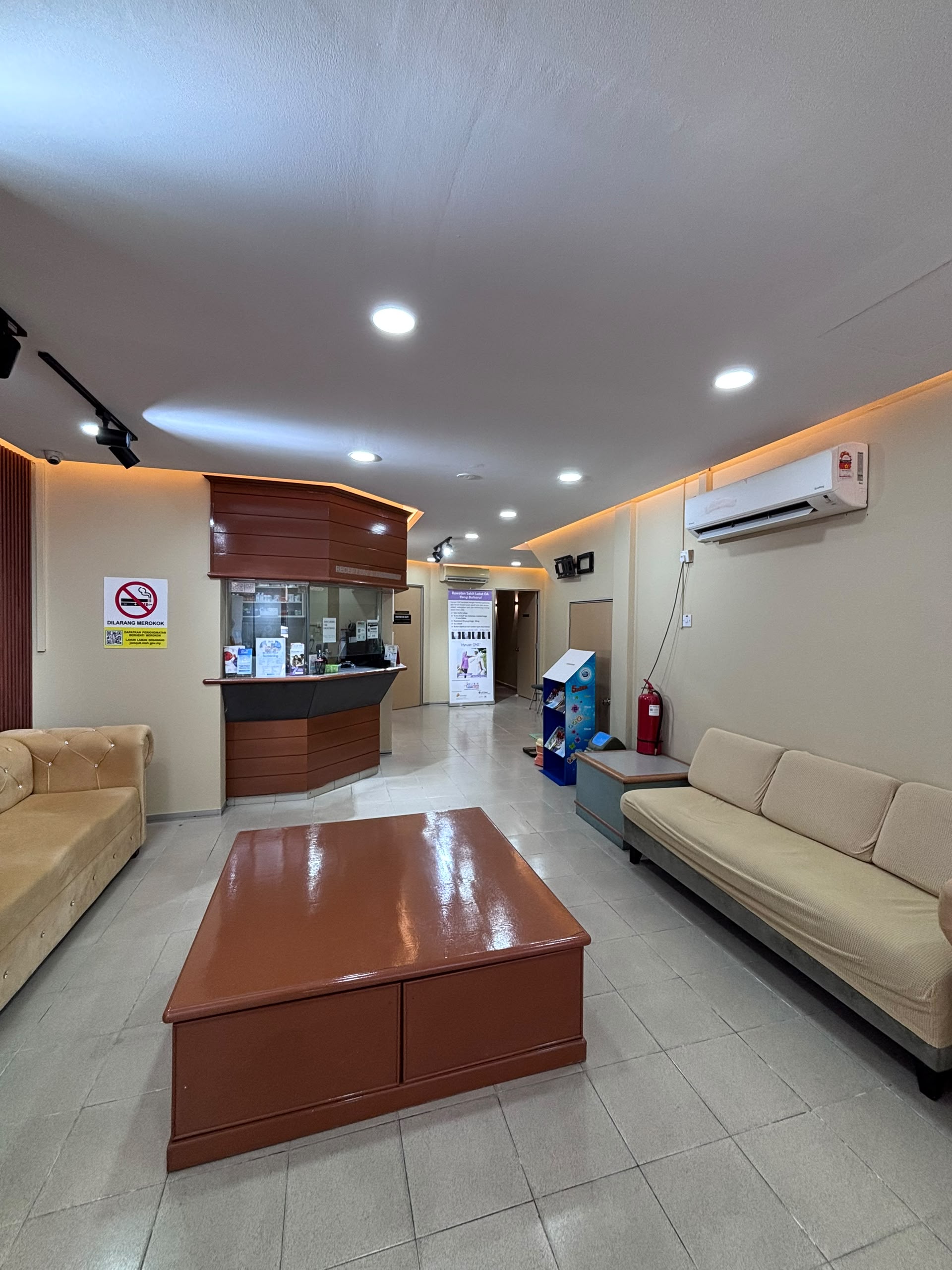 Treatment Room Klinik Hadid Danau Kota