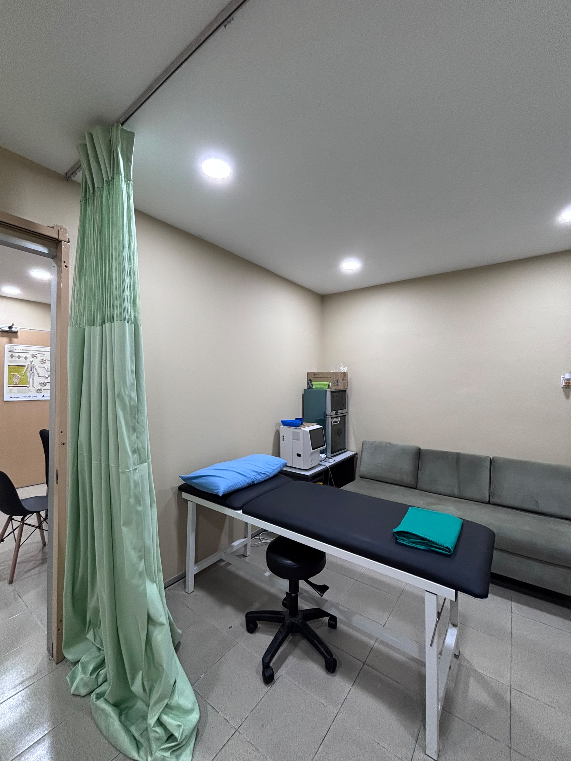 Signboard Klinik Hadid Danau Kota